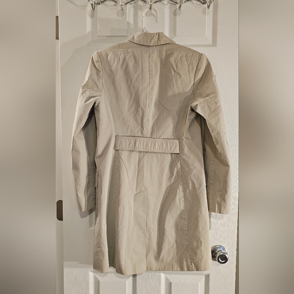 Banana Republic trench coat - Picture 3 of 5